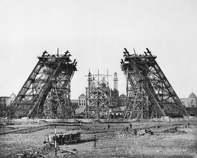 Construction_tour_eiffel2.JPG