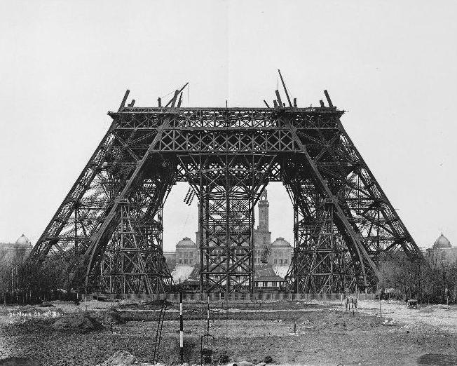 Construction_tour_eiffel3.JPG
